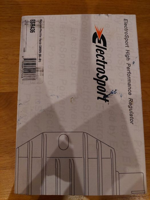 Regulator napięcia honda CBR 929