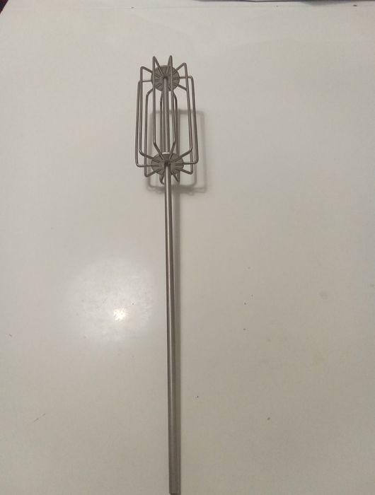 Mieszadło wędkarskie do zanęty