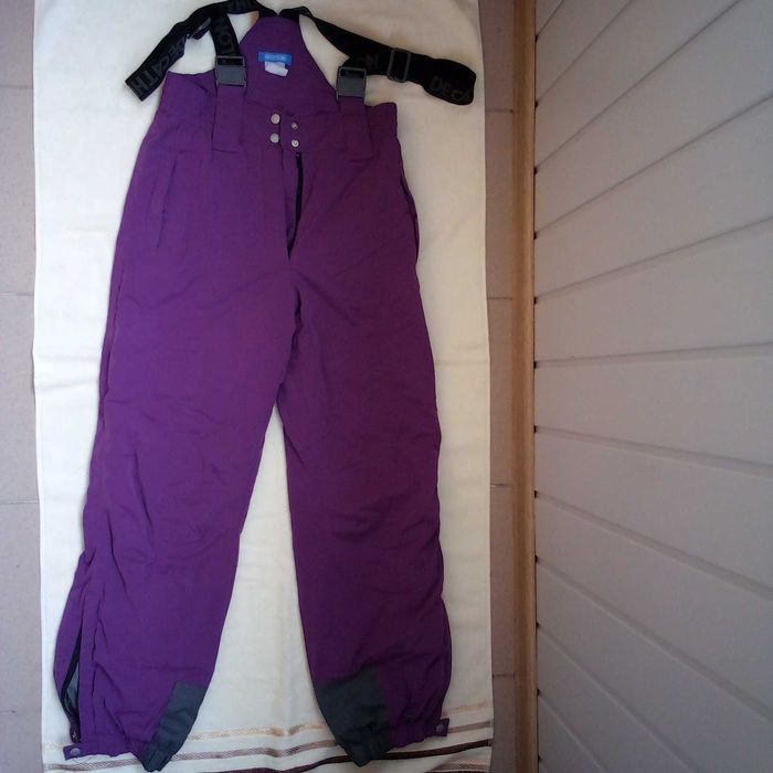 Полукомбинезон лыжный на синтепоне Decatlon