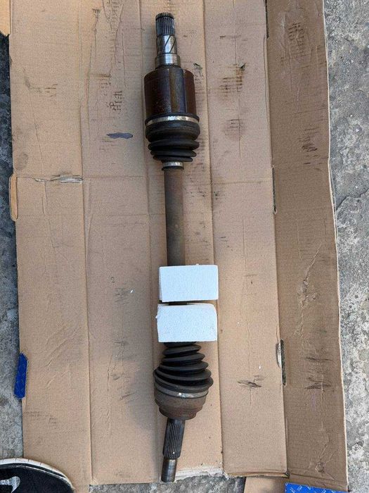 Продам детали запчасти на Tesla S, X.