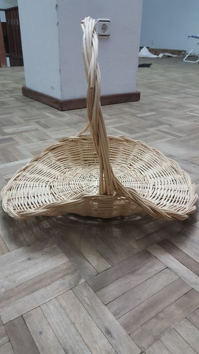 Various Wicker Baskets64551767278339121