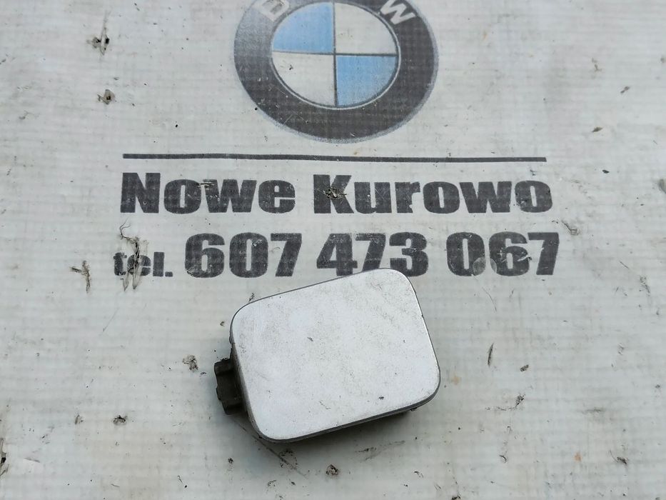 BMW E60 E61 LCI Liftinh Zaślepka haka holowniczego przód Titansilber