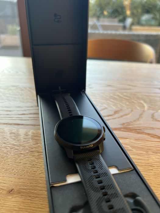 Zegarek Suunto RACE S