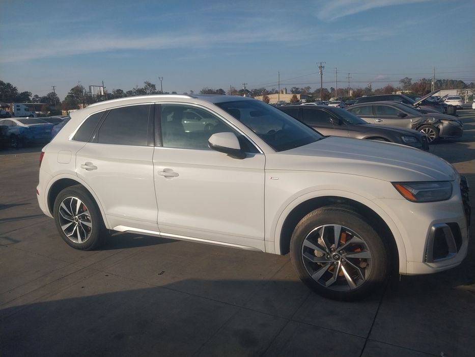 Разборка Audi Q5 80A LS9R капот бампер фара крыло рест диск стоп дверь