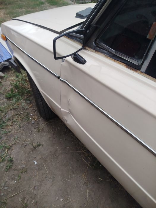 Продам срочно автомобиль