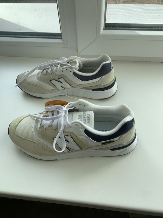 Продам НОВі кросівки. 41розмір