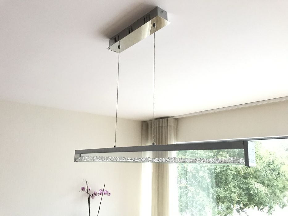 Candeeiro de teto para sala de jantar Eglo