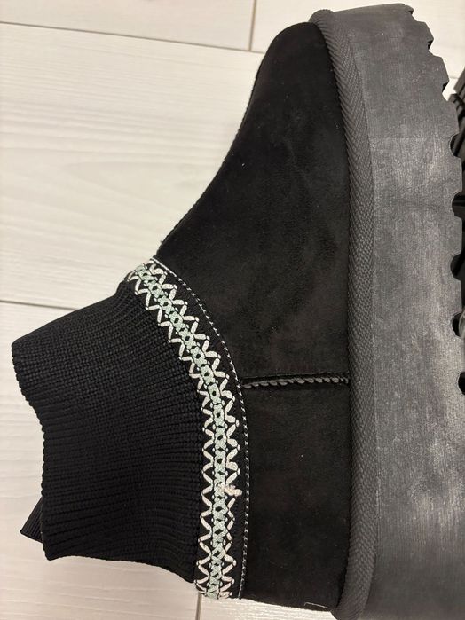 Śniegowce / Botki emu z elastyczną cholewką rozmiar 38 haft