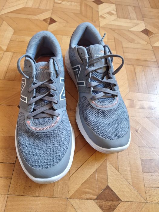 New balanse nowe szare