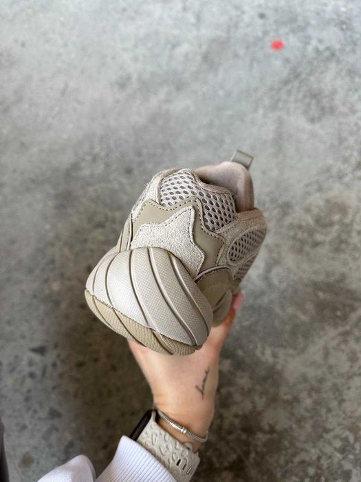 Женские кроссовки Adidas Yeezy Boost 500 "Beige" Размеры 36-40