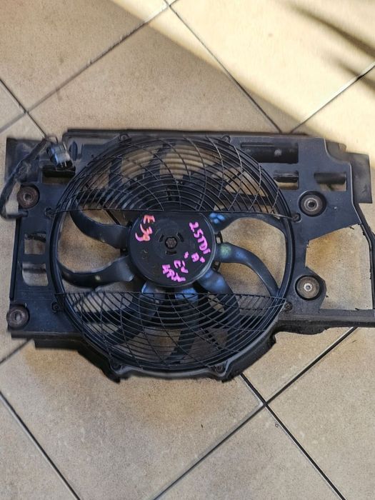 WENTYLATOR CHŁODNICY BMW E39 2.5TDI 6908031 4PIN