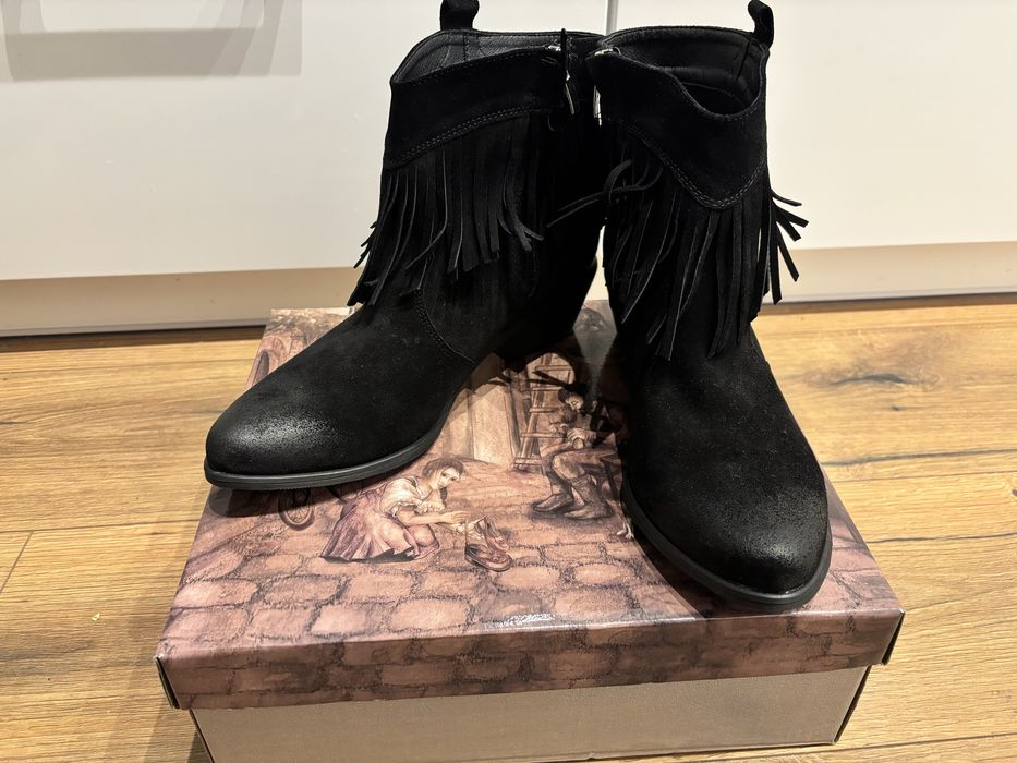 Przepiękne kowbojki ze skóry naturalnej Exquisite rozmiar 40