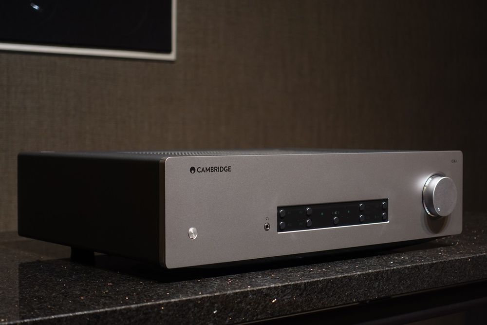 Wzmacniacz stereofoniczny Cambridge Audio CXA81 MKII Outlet