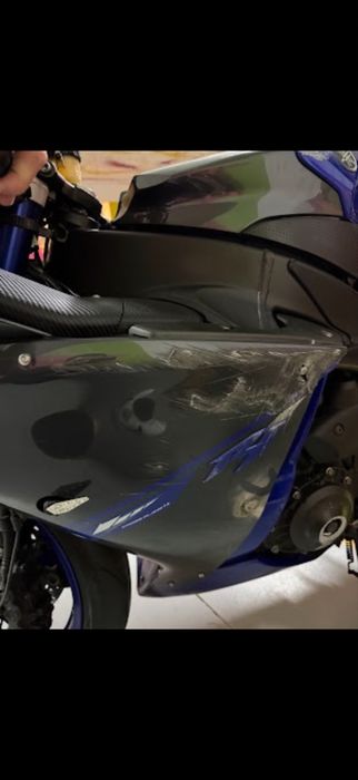 Yamaha R1 2014 edição race blue