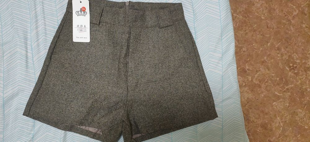 Шорты новые шикарные