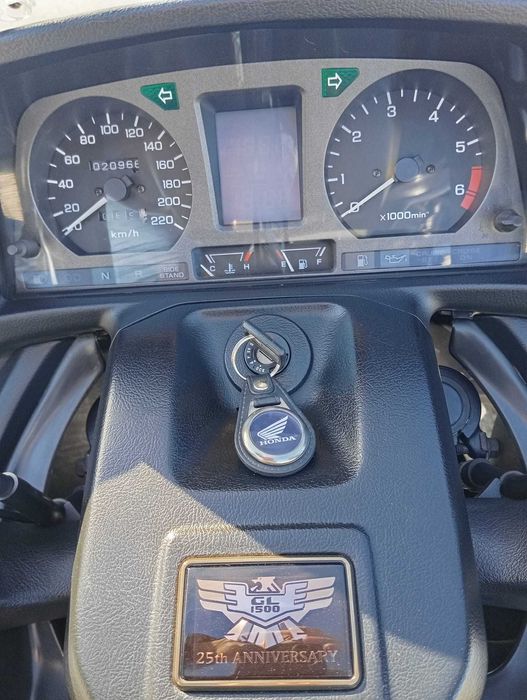Honda GoldWing GL - 1500 -  Versão comemorativa 25th