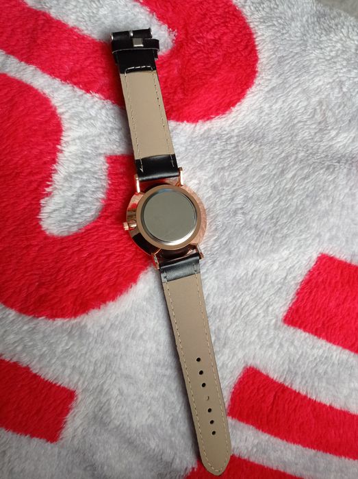 Zegarek damski czarny