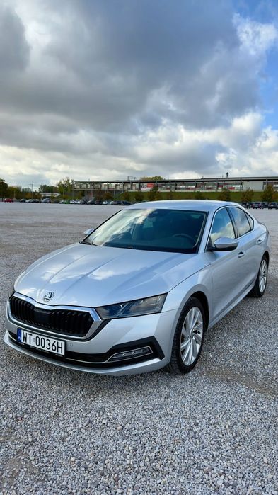 Skoda Octavia Skoda Octavia 1.5 TSI DSG Selection –Matrix LED, ACC, GWARANCJA, OPONY
