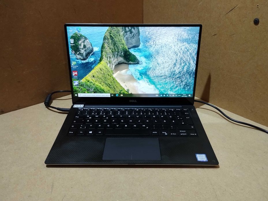 Ноутбук Dell XPS 13 /13.3"-QHD+-IPS/ i5- 7200U / 8 DDR4 /256 m2