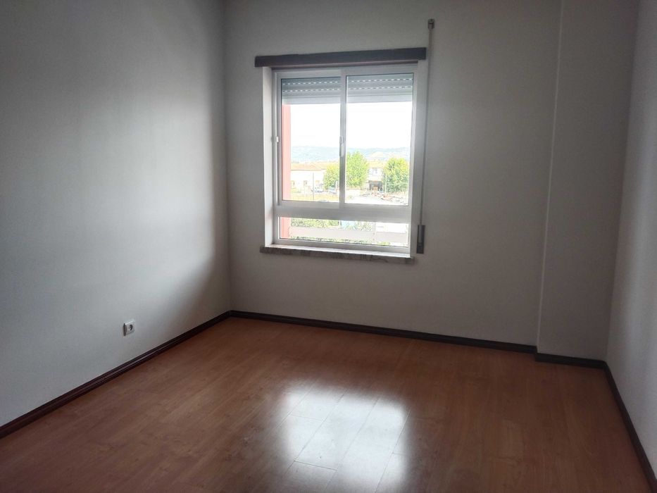 Arrendamento T2 - Rua Dr. Joaquim de Albuquerque, 49, Bombarral