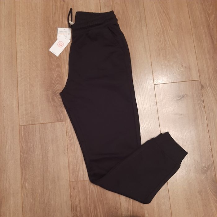 Spodnie dresowe cool club