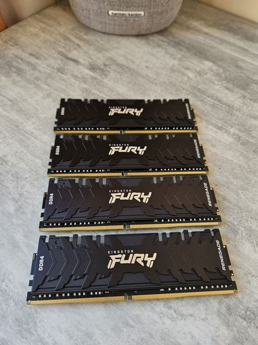 ddr4 32gb  Kingston FURY Renegade RGB