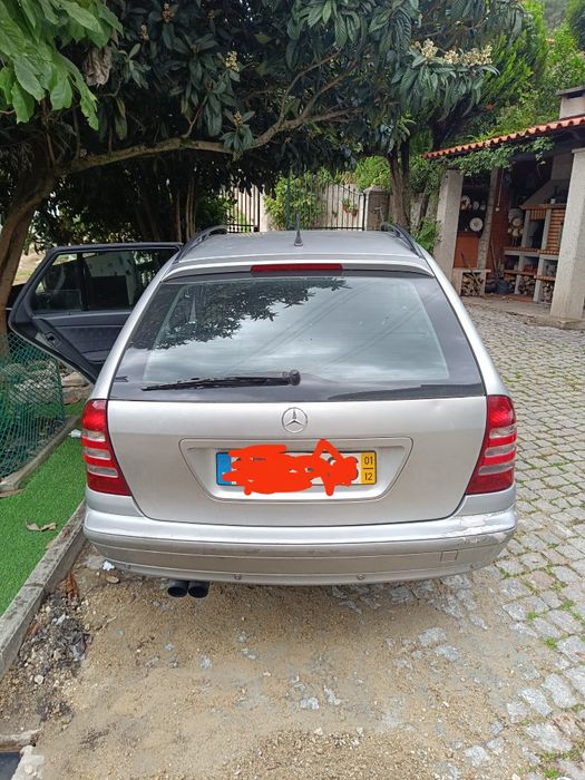 Carrinha Mercedes C220