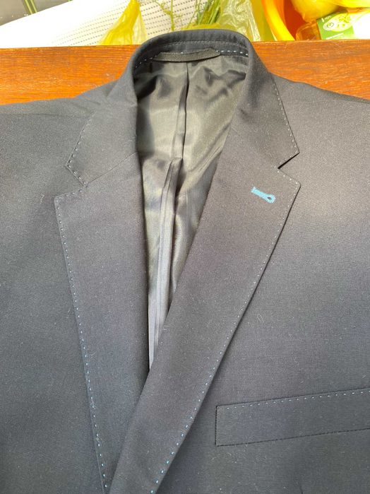 Garnitur OZZANO marynarka spodnie poszetka