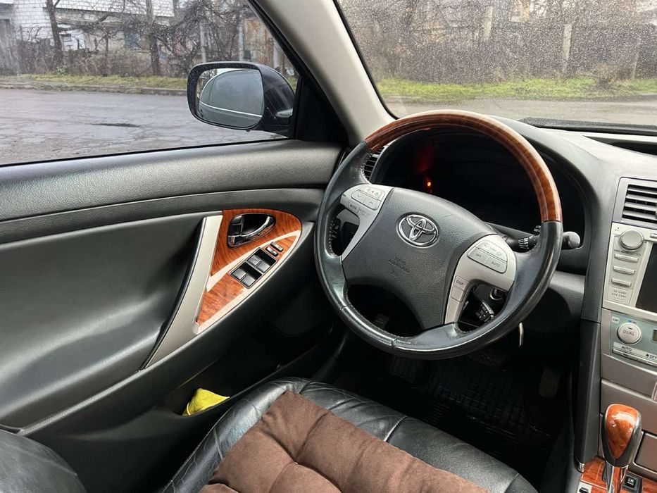 Тойота Camry 3,5 2008