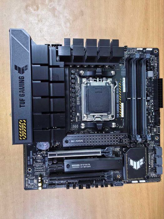 Материнська плата Материнська плата Asus TUF Gaming B650M-Plus WIFI