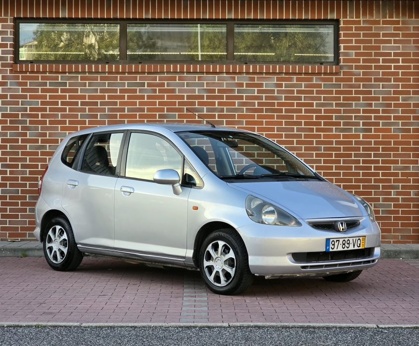 Honda Jazz 1.2 i-DSI 78cv |  AR CONDICIONADO