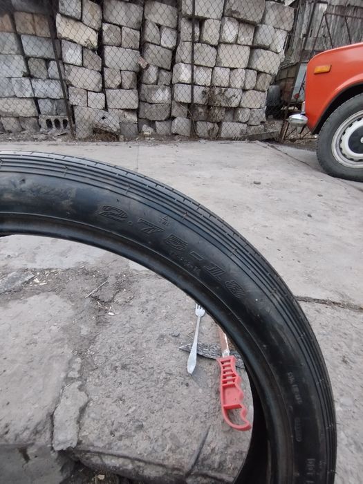 Продам резину r18 3.25 и 2.75