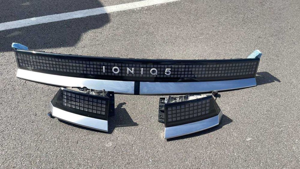 Задні ліхтарі (фари) поворотники, центральна ляда ioniq 5 SEL, Limited