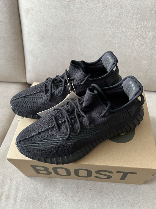 Adidas Yeezy Boost 350 V2 Onyx 44 2/3