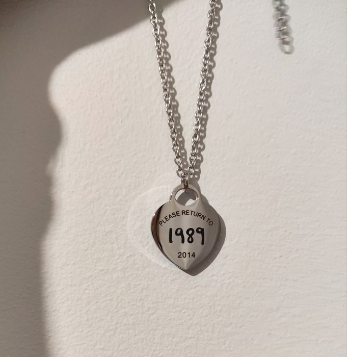 Naszyjnik wisiorek Taylor Swift 1989 serce serduszko