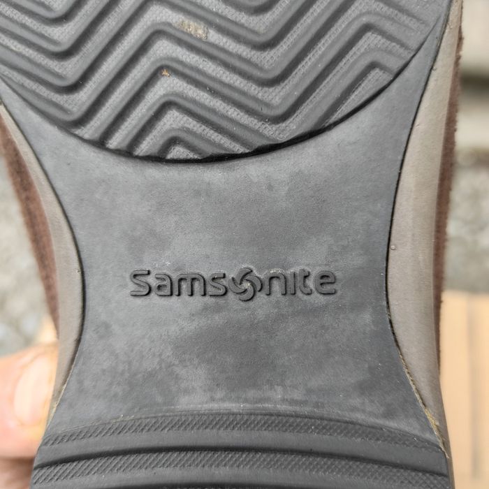 Продам  Кросовки