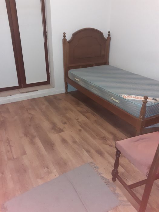 Alugam-se quartos perto do IPB em Bragança.