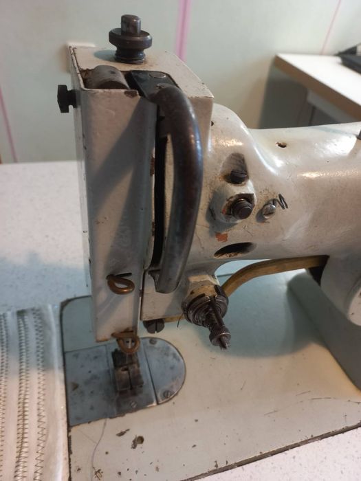 Професійна швейна машина 26-го класу