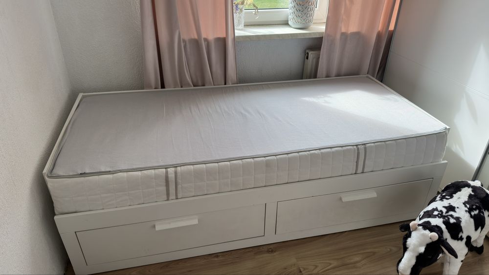 Materac IKEA MYRBACKA twardy