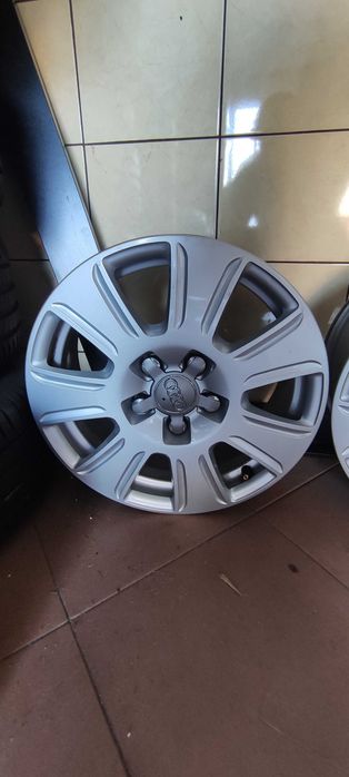 Felgi aluminiowe Audi oryginalne 16 Q3