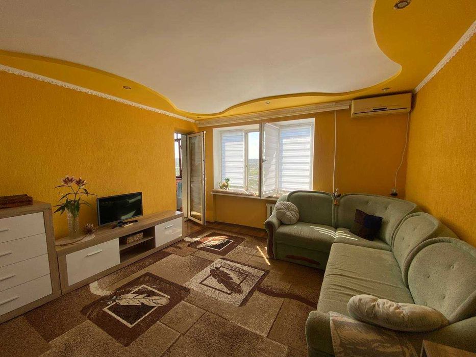 Продаётся 2-комнатная квартира на Спасской