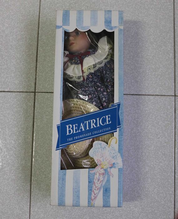 Bonecas de porcelana (pintadas à mão)