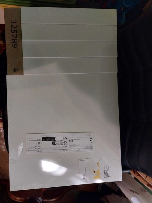 Столики IKEA Lack.
