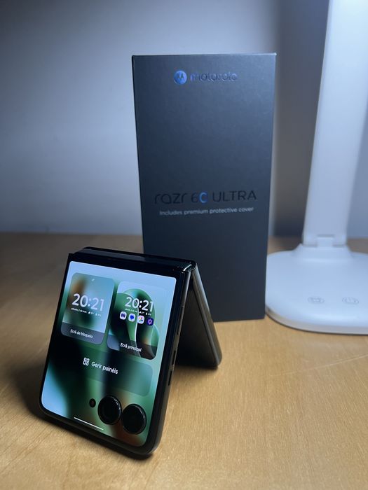 Motorola Razr 60 Ultra Leather Green - Fatura e garantia