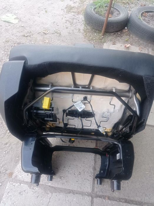 Сидіння Пежо Експерт