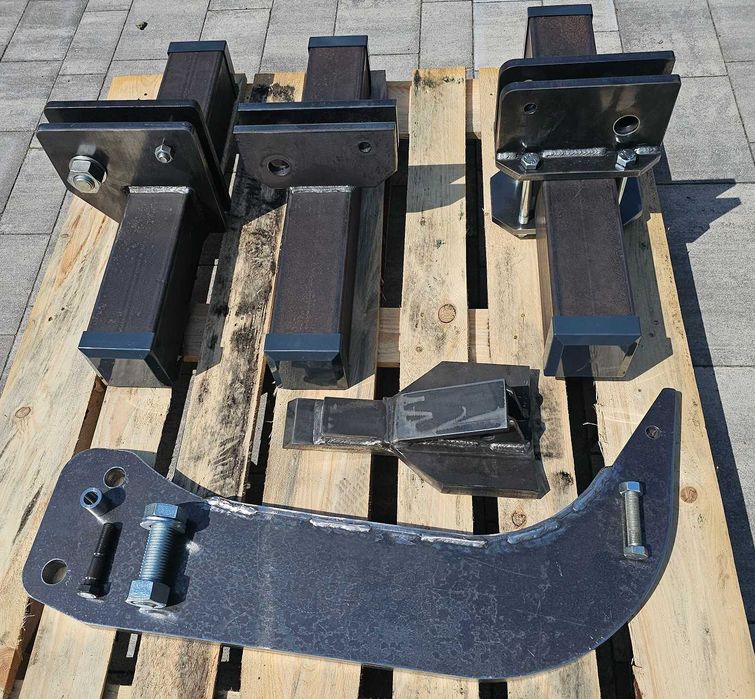 Nóż przystawki  260x60x6 ∅30mm cały z Hardoxu500