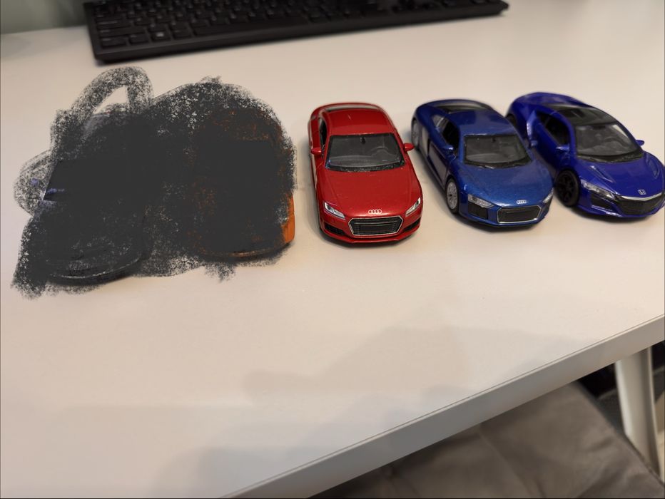 Samochodziki kolekconerskie 30 sztuk  (metalowe)