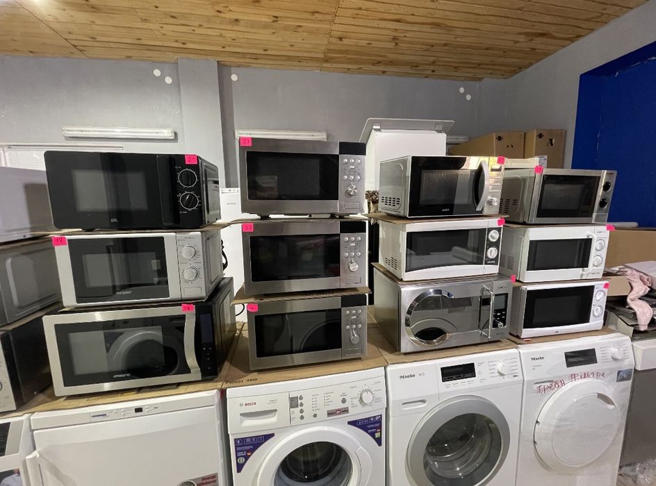 Робочі мікрохвильові печі мікрохвильовки з Німеччини.