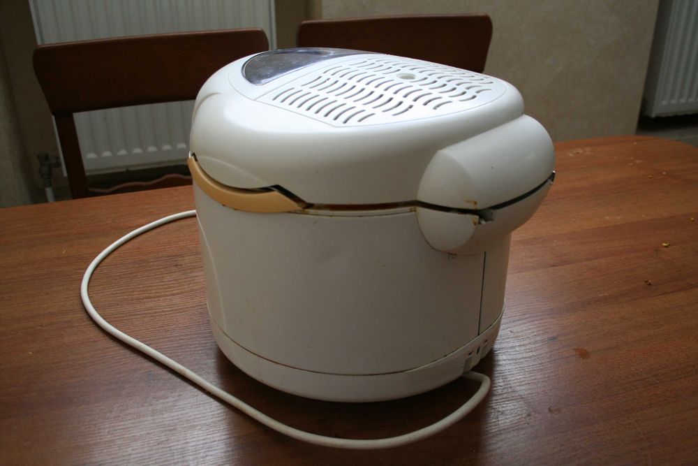 Фритюрница Tefal 6252 Smart Clean