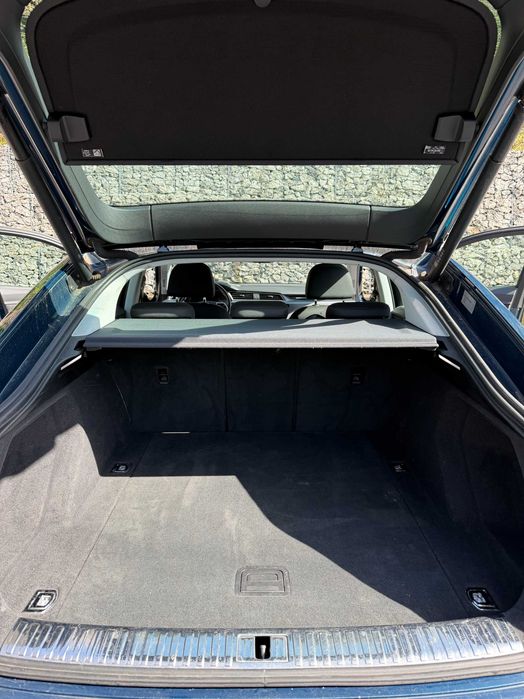 Audi e-tron 50 Sportback Elétrico - 71kWh -  soh 98,8% - SUV Moderno